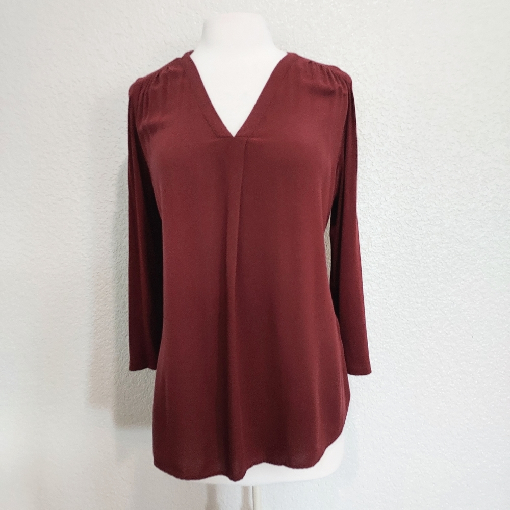 ⭐️5/$20 Pleione Maroon Long Sleeve Blouse Size Small